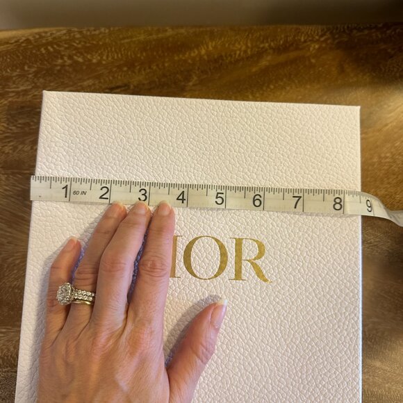 Dior Gift Box - Picture 5 of 7